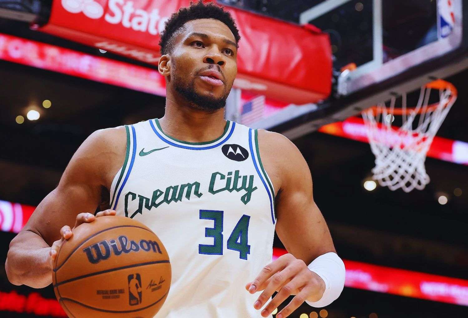 NBA Giannis LeBron